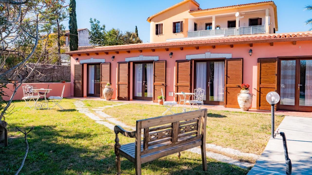 Quadrifoglio Affittacamere San Teodoro  Kültér fotó